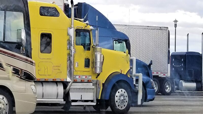 Z jakich faz składa się organizacja procesu transportowego?