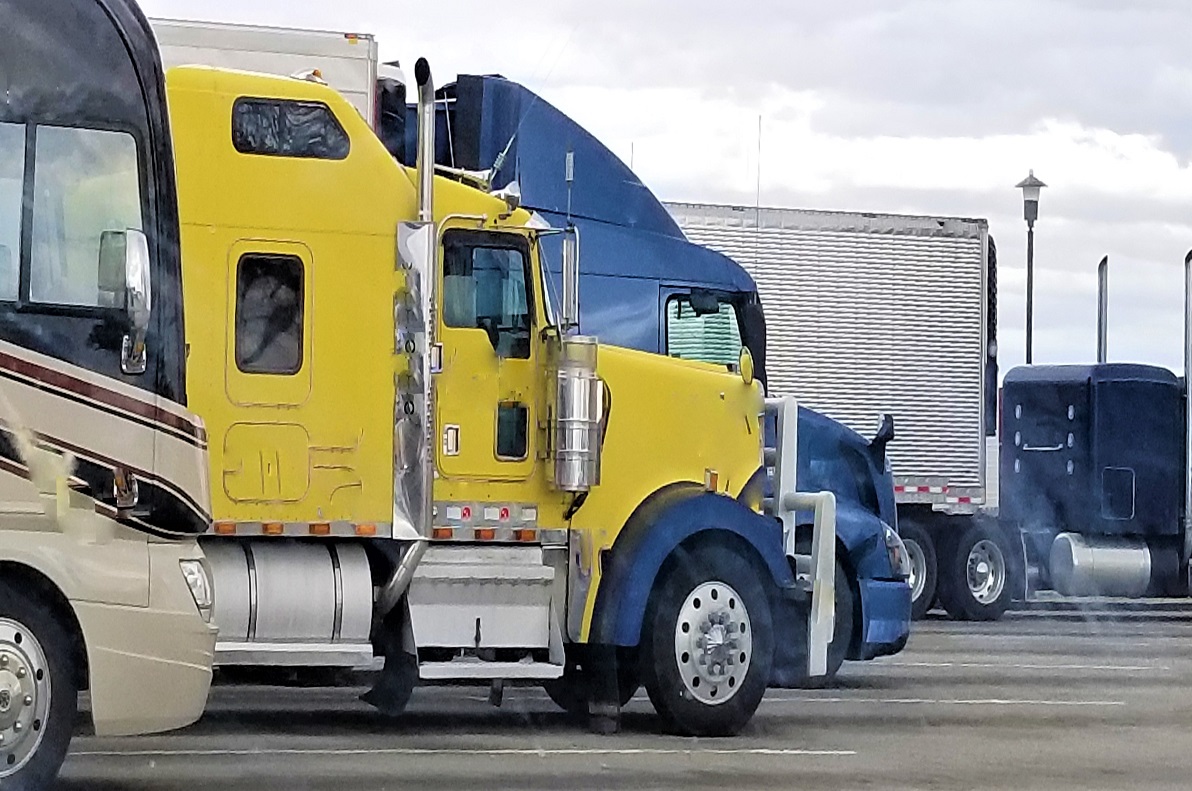 Z jakich faz składa się organizacja procesu transportowego?